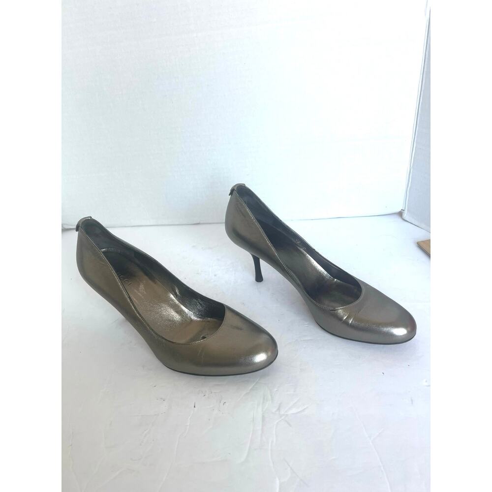 GUCCI Leather Champagne Gold Round Toe Black Low Heel Pump Shoes Size 8 Narrow - Picture 3 of 12